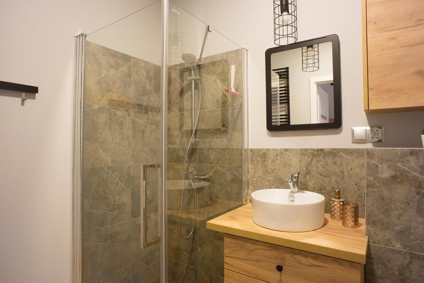 Apartament Na Piernikowym Z Miejscem Postojowym Stary Toruń Kültér fotó